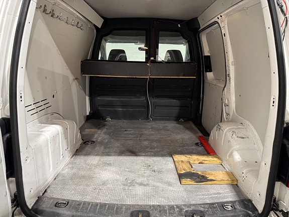 Volkswagen Caddy 16 of 16