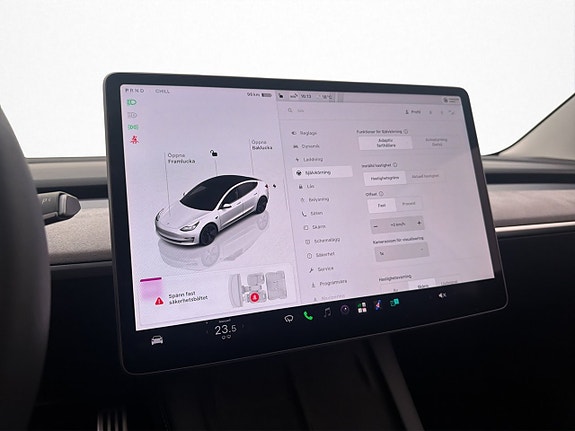 Tesla Model 3 23 of 29