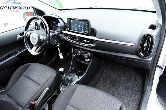 Kia Picanto 7 of 11