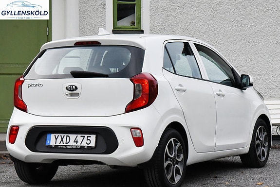 Kia Picanto 2 of 11