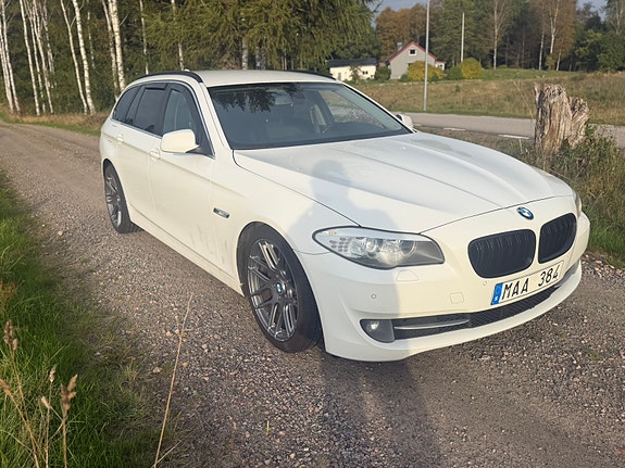 BMW 520d 2 of 9