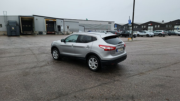 Nissan Qashqai 14 of 14