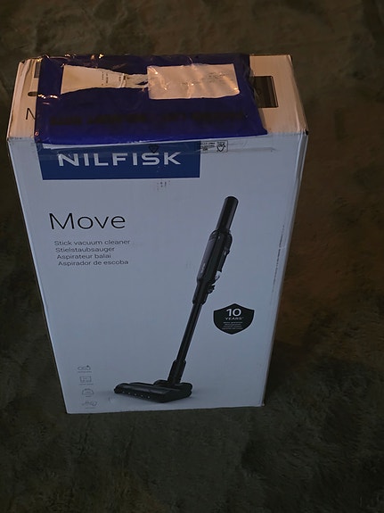 Helt ny oöppnad  kartong Nilfisk Move sladdlös dammsugare svart