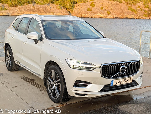 Volvo XC60 2 of 30