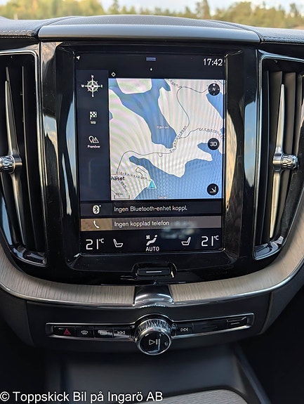 Volvo XC60 24 of 30