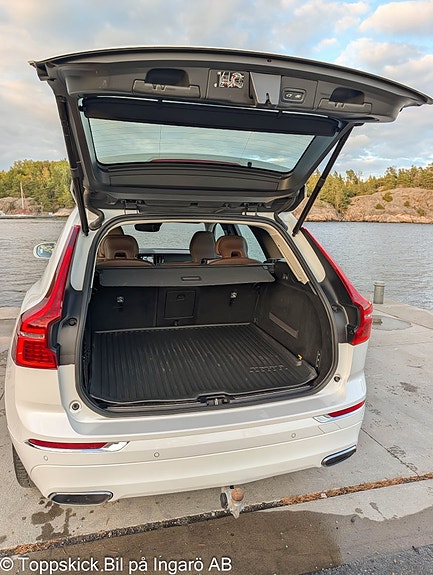 Volvo XC60 17 of 30
