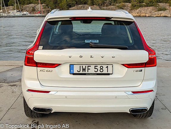 Volvo XC60 16 of 30