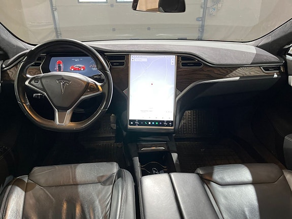 Tesla Model S 9 of 9