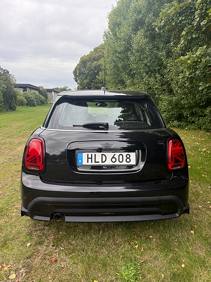 MINI Cooper 7 of 11