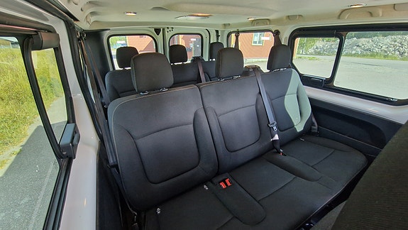 Renault Trafic 8 of 10