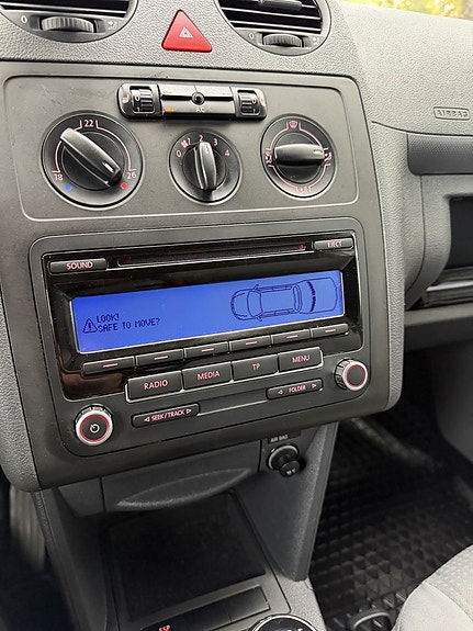 Volkswagen Caddy 21 of 21