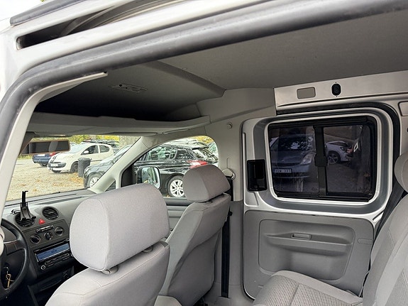 Volkswagen Caddy 16 of 21