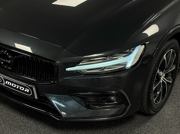 Volvo V60 7 of 24