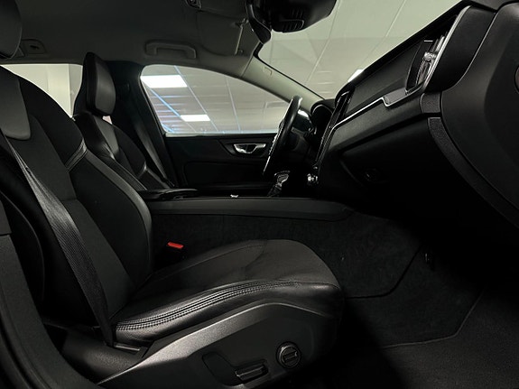 Volvo V60 20 of 24