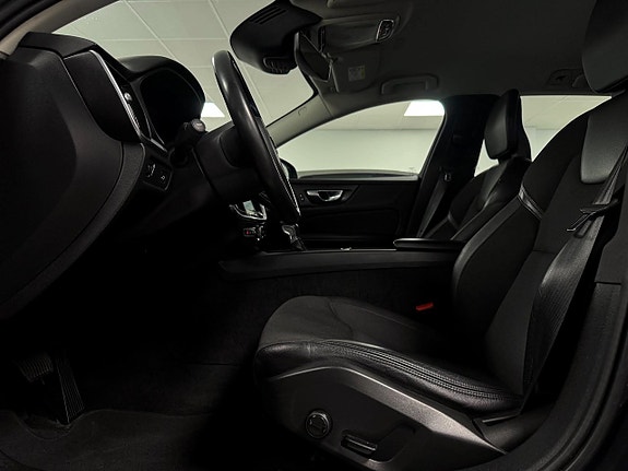 Volvo V60 15 of 24