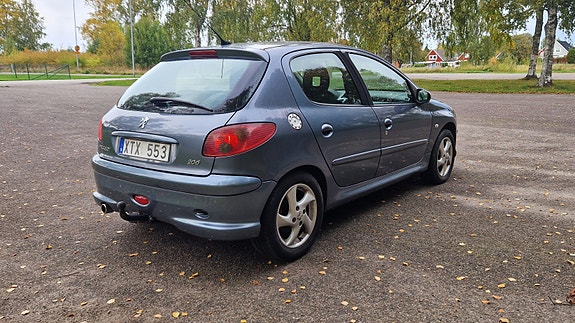 Peugeot 206 5 of 7