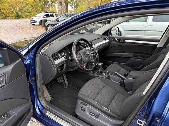 Skoda Superb 12 of 20