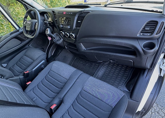 Iveco 35-140 10 of 19