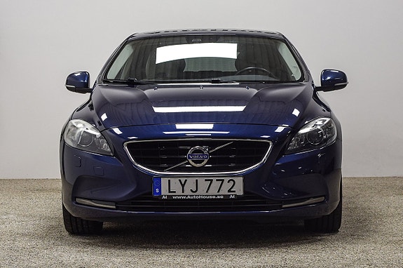 Volvo V40 4 of 23