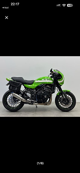 Kawasaki Z900rs cafe 2 of 3