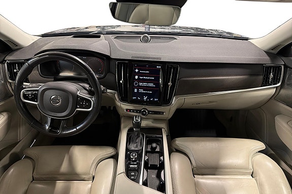 Volvo V90 Cross Country 12 of 29