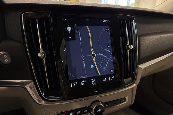 Volvo V90 Cross Country 20 of 29