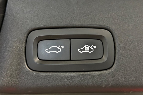 Volvo V90 Cross Country 26 of 29