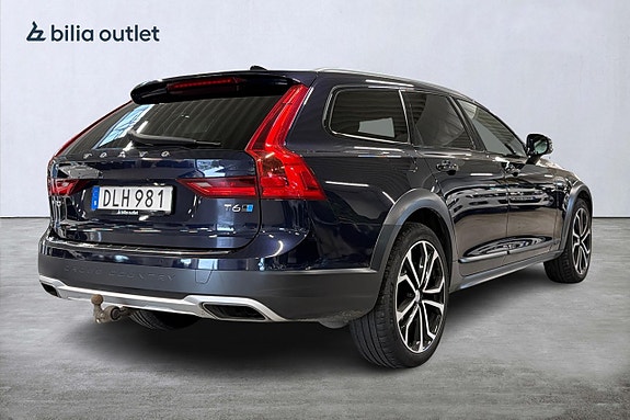 Volvo V90 Cross Country 6 of 29
