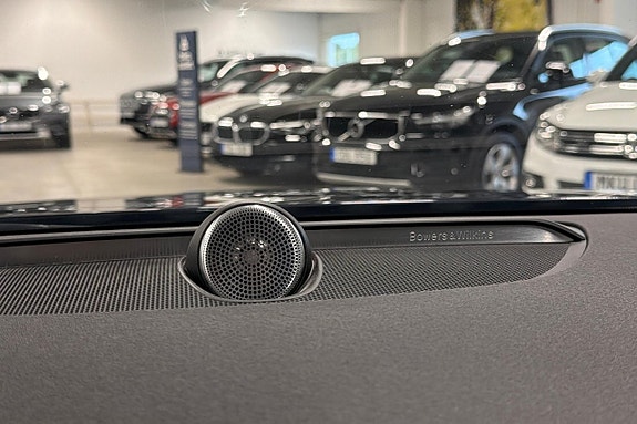 Volvo V90 Cross Country 18 of 29