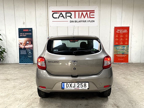 Dacia Sandero 6 of 13