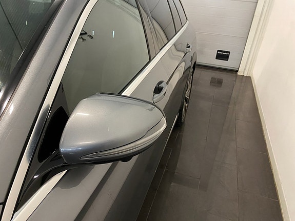 Mercedes-Benz E 220 d 16 of 28