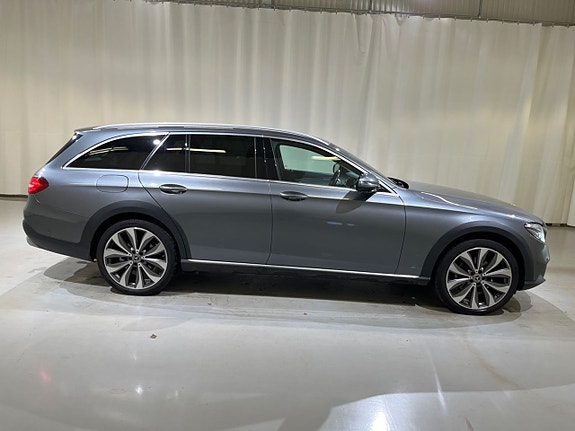 Mercedes-Benz E220 d 5 of 15