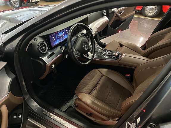 Mercedes-Benz E 220 d 18 of 28