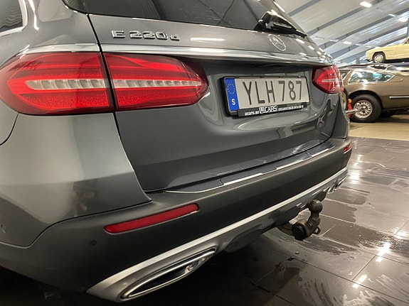 Mercedes-Benz E 220 d 10 of 28