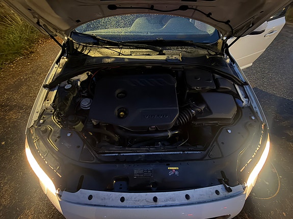 Volvo V70 4 of 9