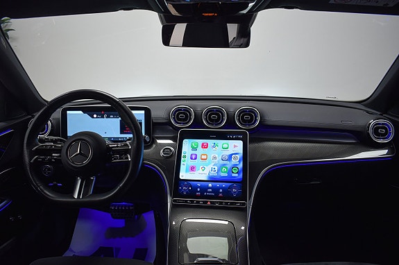 Mercedes-Benz C300 8 of 30