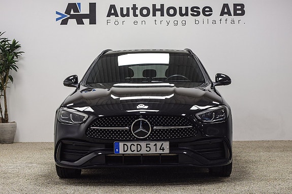 Mercedes-Benz C300 4 of 30