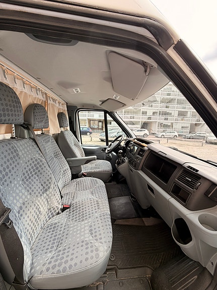 Ford Transit 15 of 17
