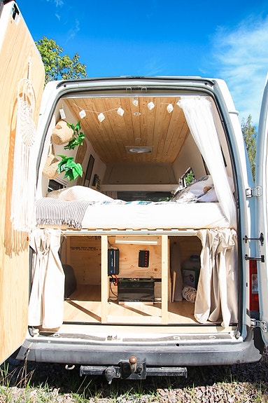 Ford Transit 14 of 17