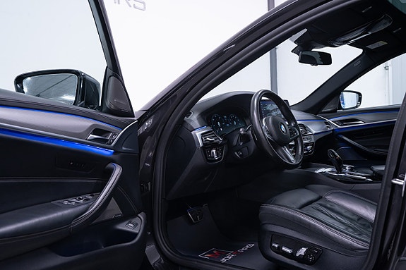 BMW 540i 9 of 30