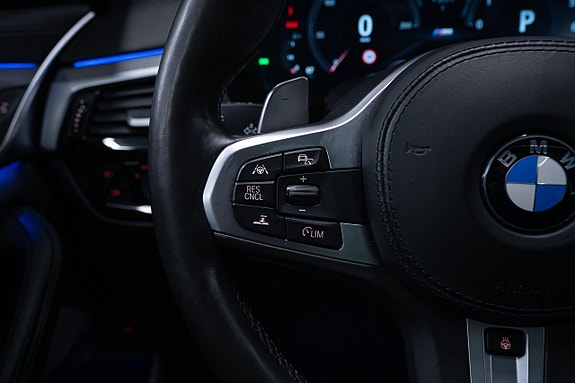 BMW 540i 20 of 30