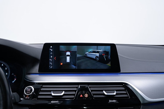 BMW 540i 26 of 30