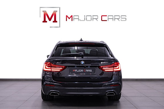 BMW 540i 5 of 30