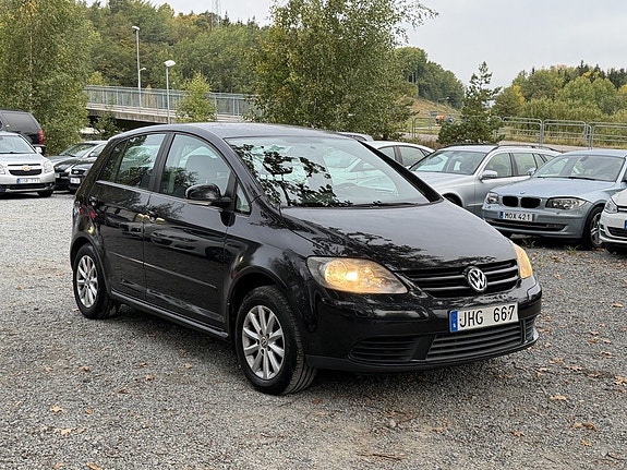 Volkswagen Golf Plus 2 of 18