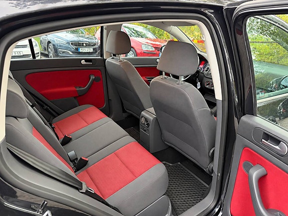 Volkswagen Golf Plus 14 of 18