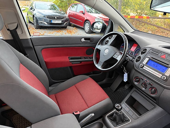 Volkswagen Golf Plus 10 of 18
