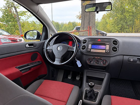 Volkswagen Golf Plus 9 of 18