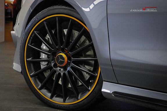 Mercedes-Benz CLA45 9 of 30