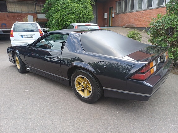 Chevrolet Camaro 4 of 6