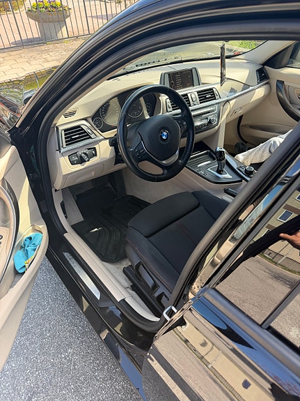 BMW 318d 5 of 5